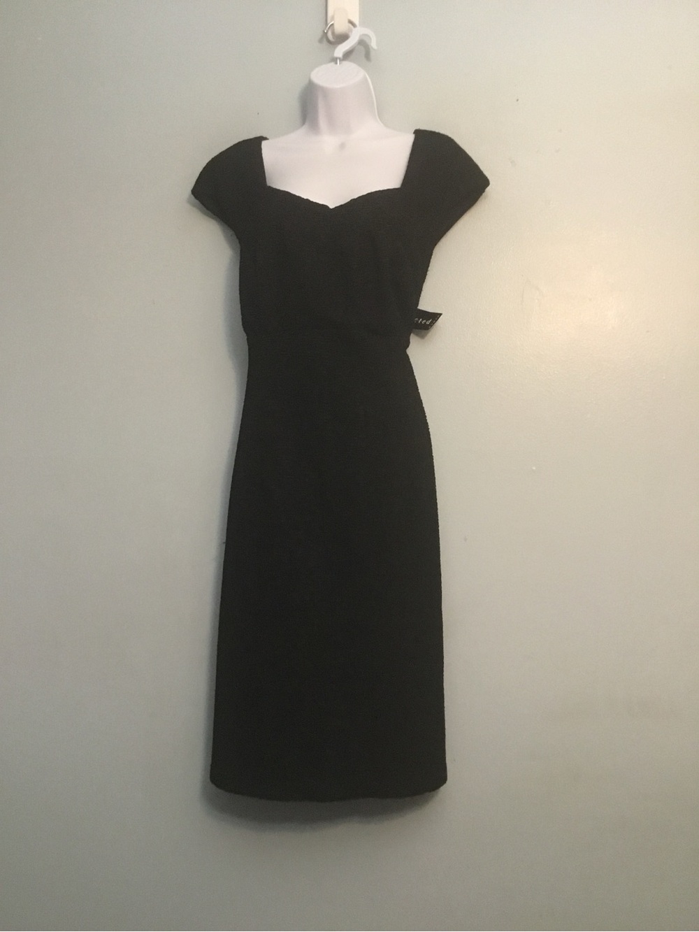 Women’s Connected Woman Black Cap-Sleeve Midi Dress size 18W